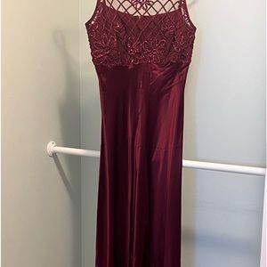 Burgundy Formal Dress-Floor Length Dress